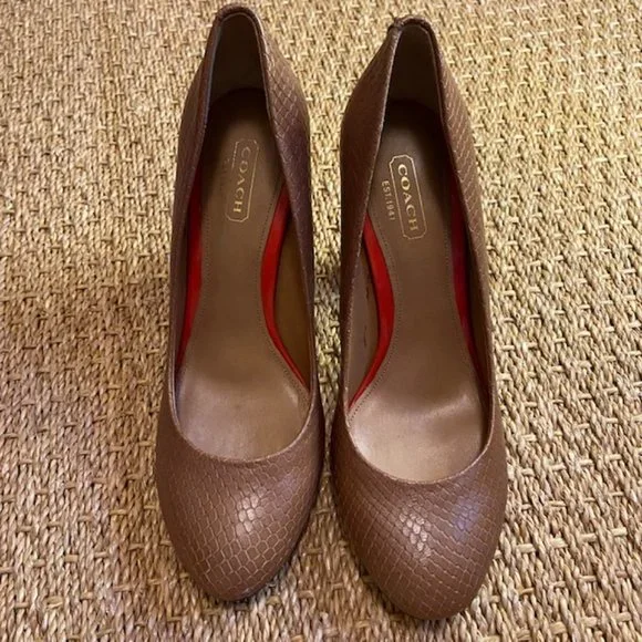 Coach Snake Print Heels in Cognac size 6.5 - Picture 5 of 8